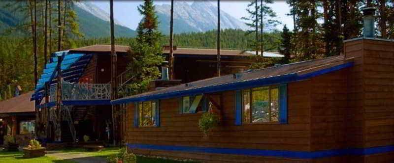 Sunwapta Falls Rocky Mountain Lodge جاسبر المظهر الخارجي الصورة